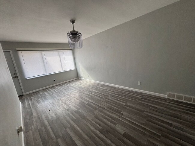 Photo - Section 8 welcome