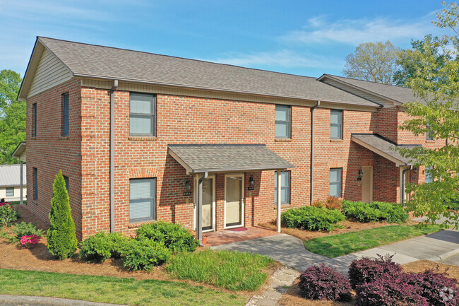 Kerner Mill Townhomes - Kerner Mill Townhomes