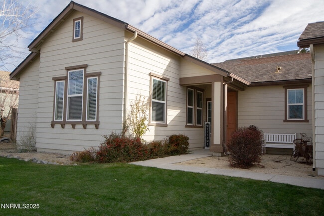 Photo - 1056 Crown View Dr