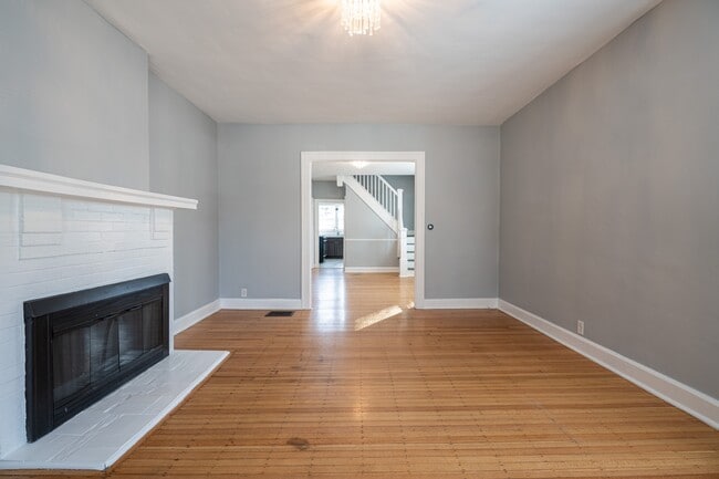 Photo - 3541 Birchwood Ave