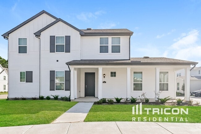 Building Photo - 9835 Willow Creek Commerce Dr Rental
