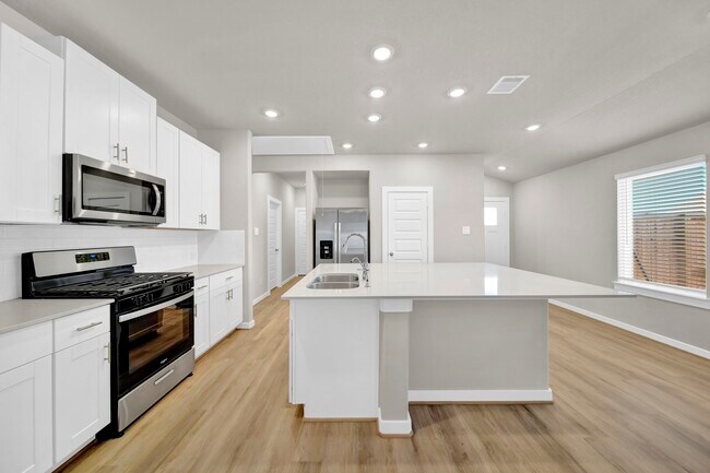 Photo - 16675 Sterling Clf St