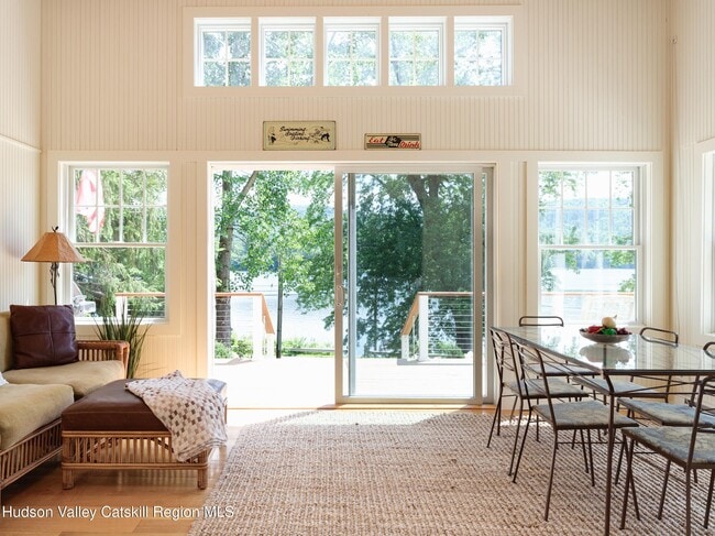 Photo - 121 Queechy Lake Dr