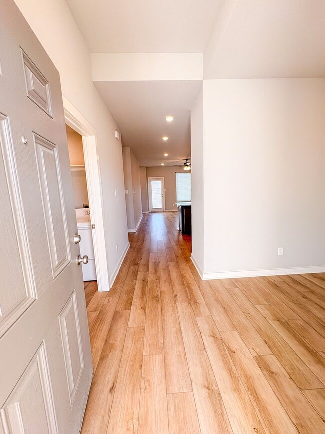 Photo - 4241 Centerfire Rd