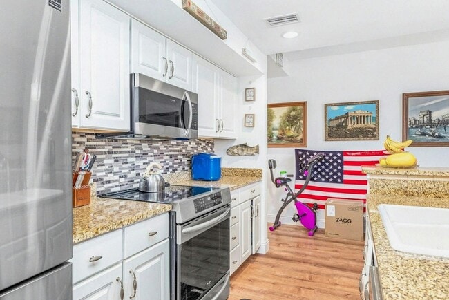Photo - 1302 US-98 Unit 3G