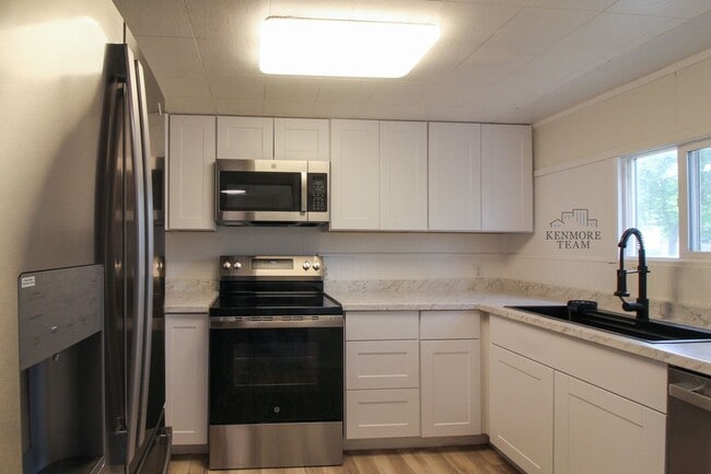 Photo - 3 Bed, 1 Bath Home in Central Richland