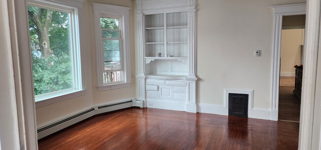 Living - 2 Reservoir Ter Apartments Unit 4