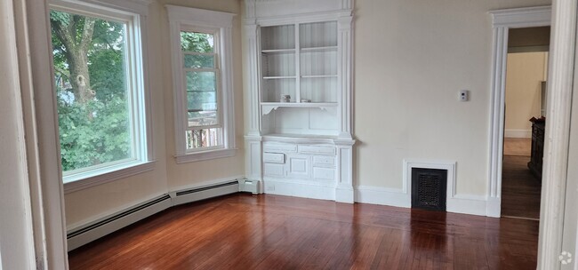 Building Photo - 2 Reservoir Ter Unit 4 Rental