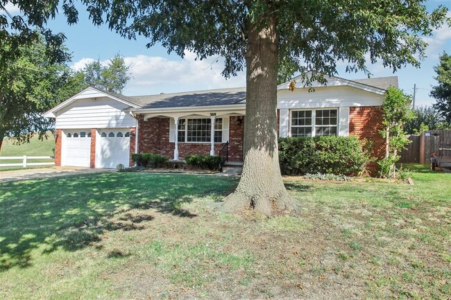 Photo - 309 Sherri Ln