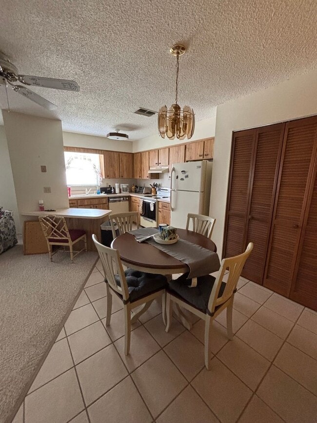 Photo - FURNISHED SUMMER RENTAL Apartment
