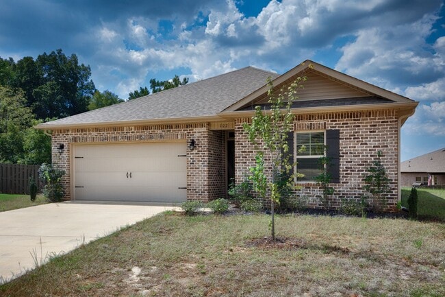 Building Photo - 102 High Leaf Dr