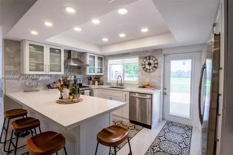 Photo - 933 NW 106th Ave Cir