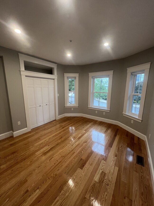 Photo - 86 Orchard St