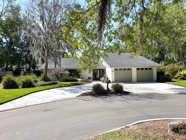 Photo - 108 Abalone Ln E