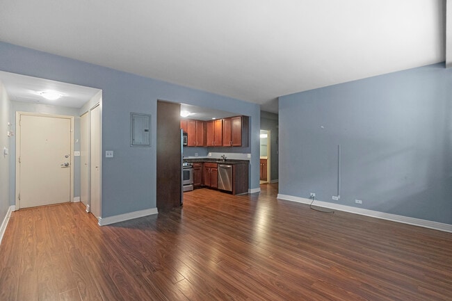 Photo - 2300 N Commonwealth Ave Condo Unit 1A