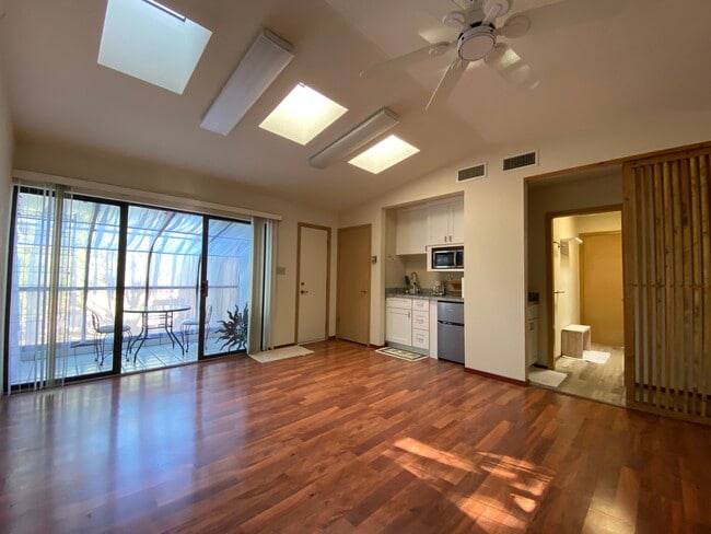 Photo - 130 Blackjack Dr Unit Sun room