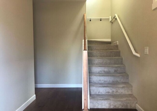 Photo - 7429 NE 58th Way