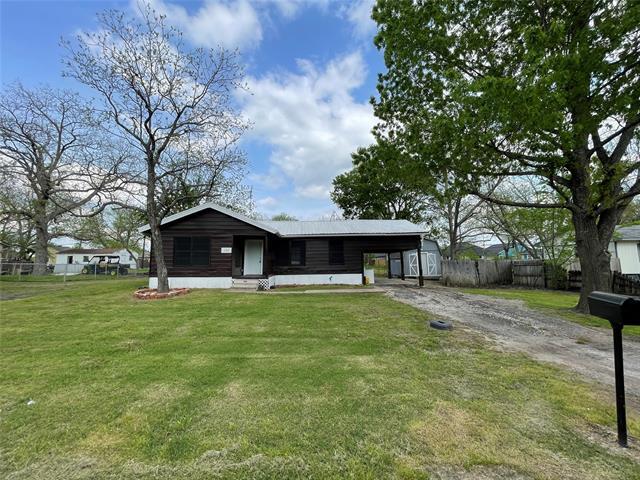 Photo - 106 N 4th St