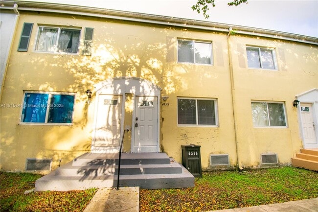 Photo - 8319 NW 5th Ave Unit 8319