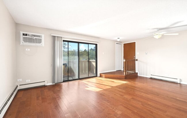 Photo - 11 Echo Ct Unidad 12