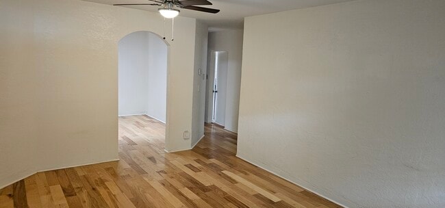 Photo - 1505 Walter St SE