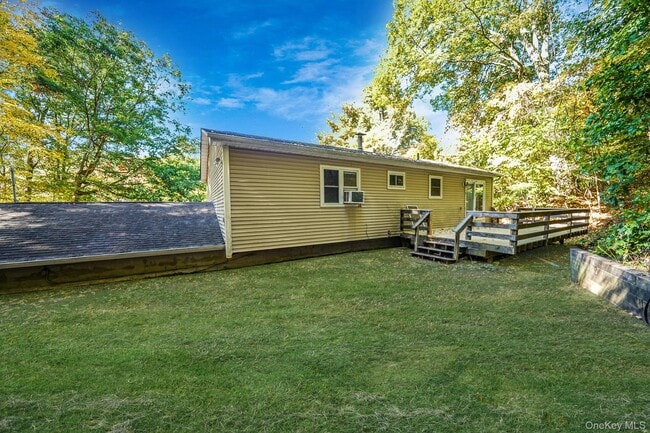 Photo - 68 Old Sylvan Lake Rd