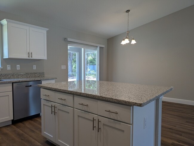 Photo - 132 Cedar Rd