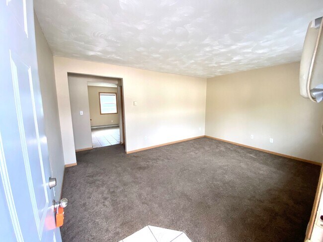 Photo - 3 Bedroom Duplex in North Fargo!