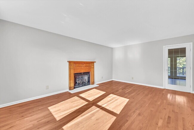 Photo - Spacious 3 Bedroom and 2.5 Bathroom