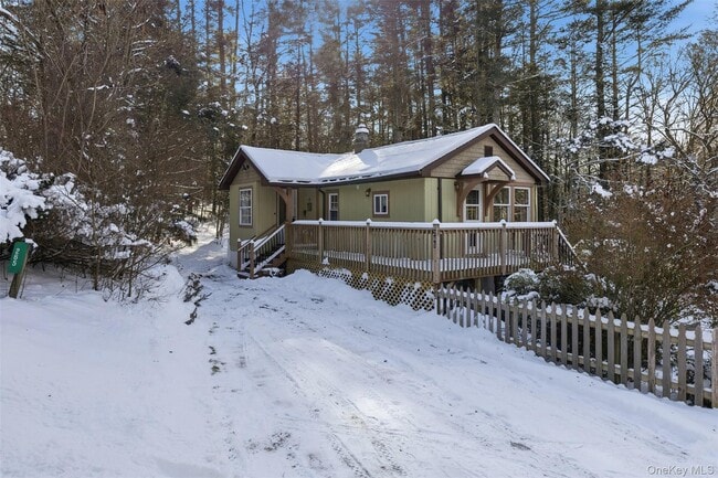 Photo - 265 Oakland Valley Rd