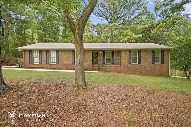 Building Photo - 74 Fair Oaks Dr SE