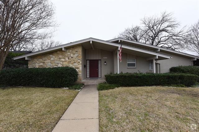 Building Photo - 13021 Mitchwin Rd Rental