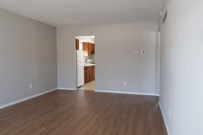 Photo - 833-835 Cole Blvd Unit 835