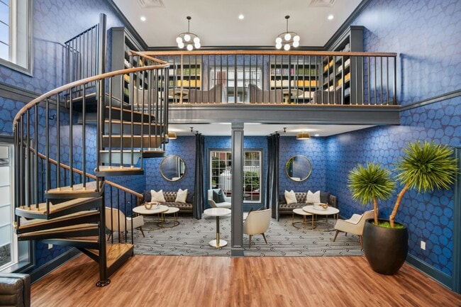 Photo - Halstead Fair Oaks