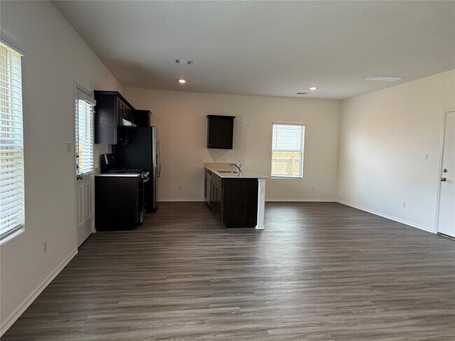 Photo - 112 Crownover Cove