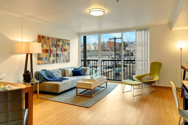 Photo - H2O Apartments