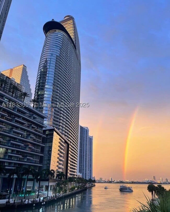 Building Photo - 300 Biscayne Blvd Unit 505C