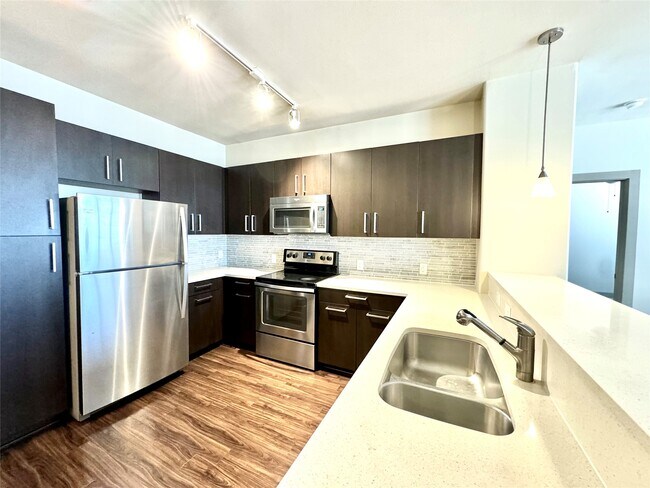 Photo - 1340 W Gray St Unit 442