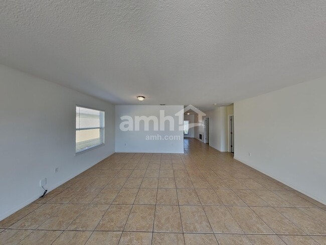 Photo - 5010 Windbourne Way