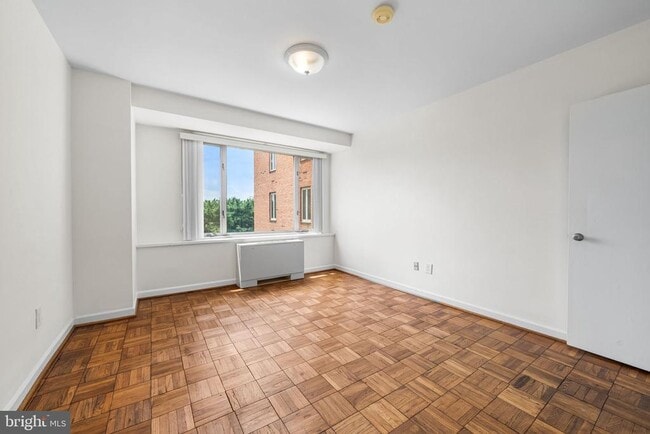 Photo - 4301 Massachusetts Ave NW Unidad 6006