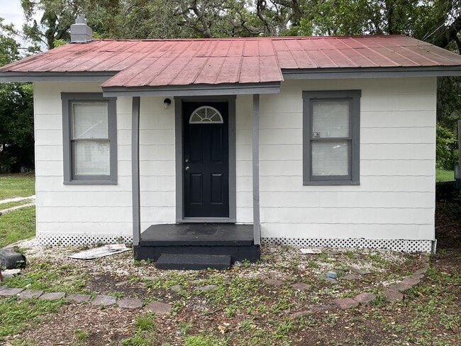 Photo - 10005 N Arden Ave House