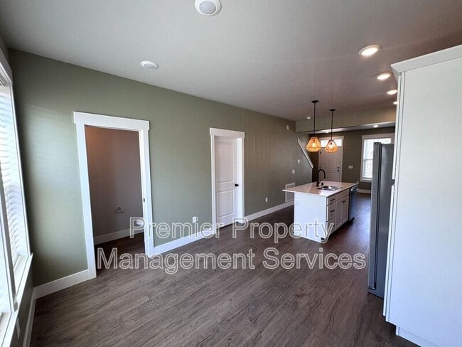 Photo - 1678 St George Blvd