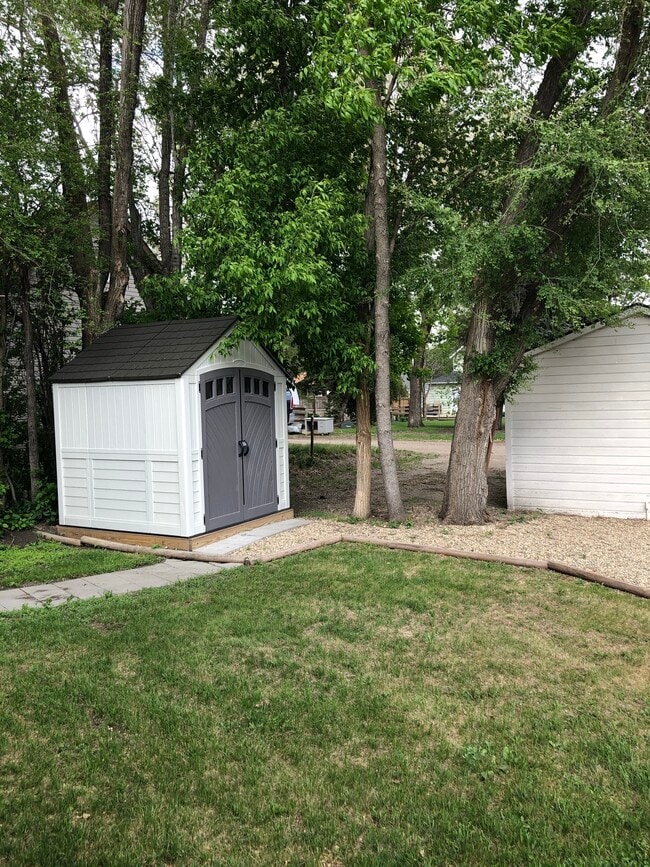 storage shed and parking - 446 5th Ave NW