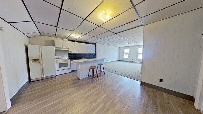 Photo - Spacious 2nd Floor Apartment