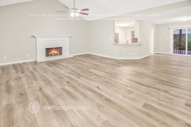 Photo - 190 Lakeview Terrace