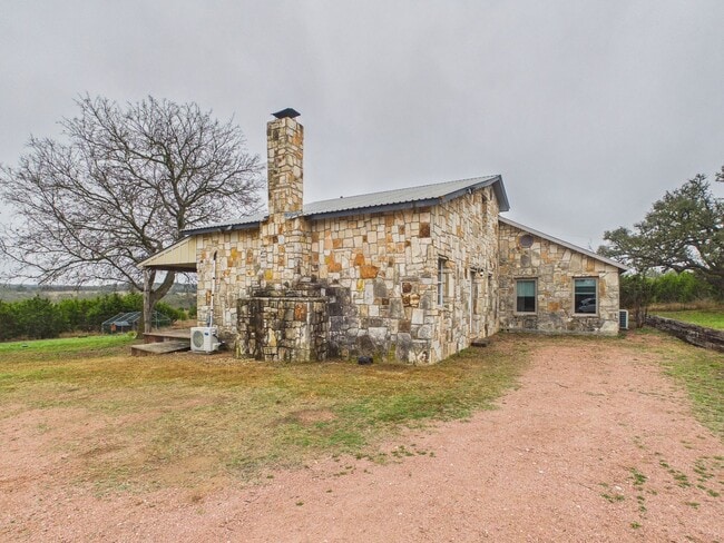 Photo - Country Living