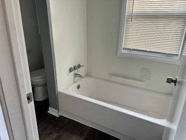 Photo - 104 Charles Ave