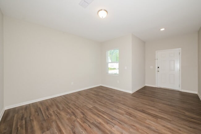 Photo - 4314 Georgia Cir