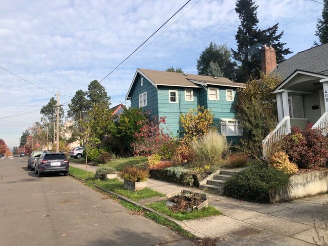 412 John Adams in the McLoughlin Historic Dist. - 412 John Adams St Unit #2 Firstfloor