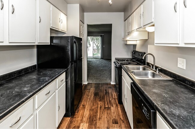irvington heights apartments for rent in omaha ne forrent com